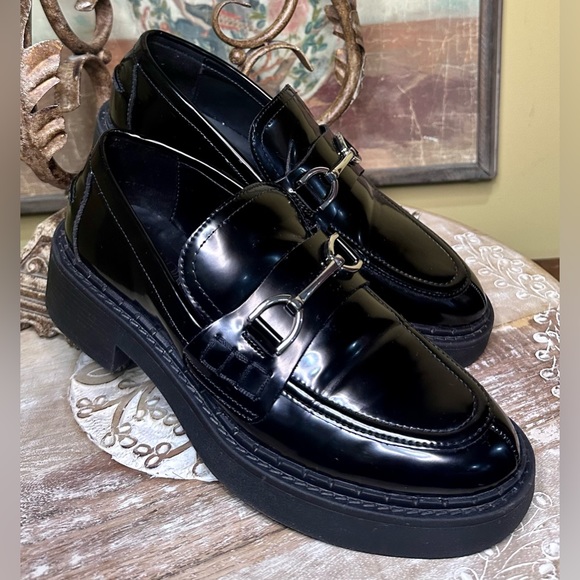 EUC ZARA Chunky Sole Loafer with Silver-Tone Hardware. Size 38/7.5 - Picture 2 of 15